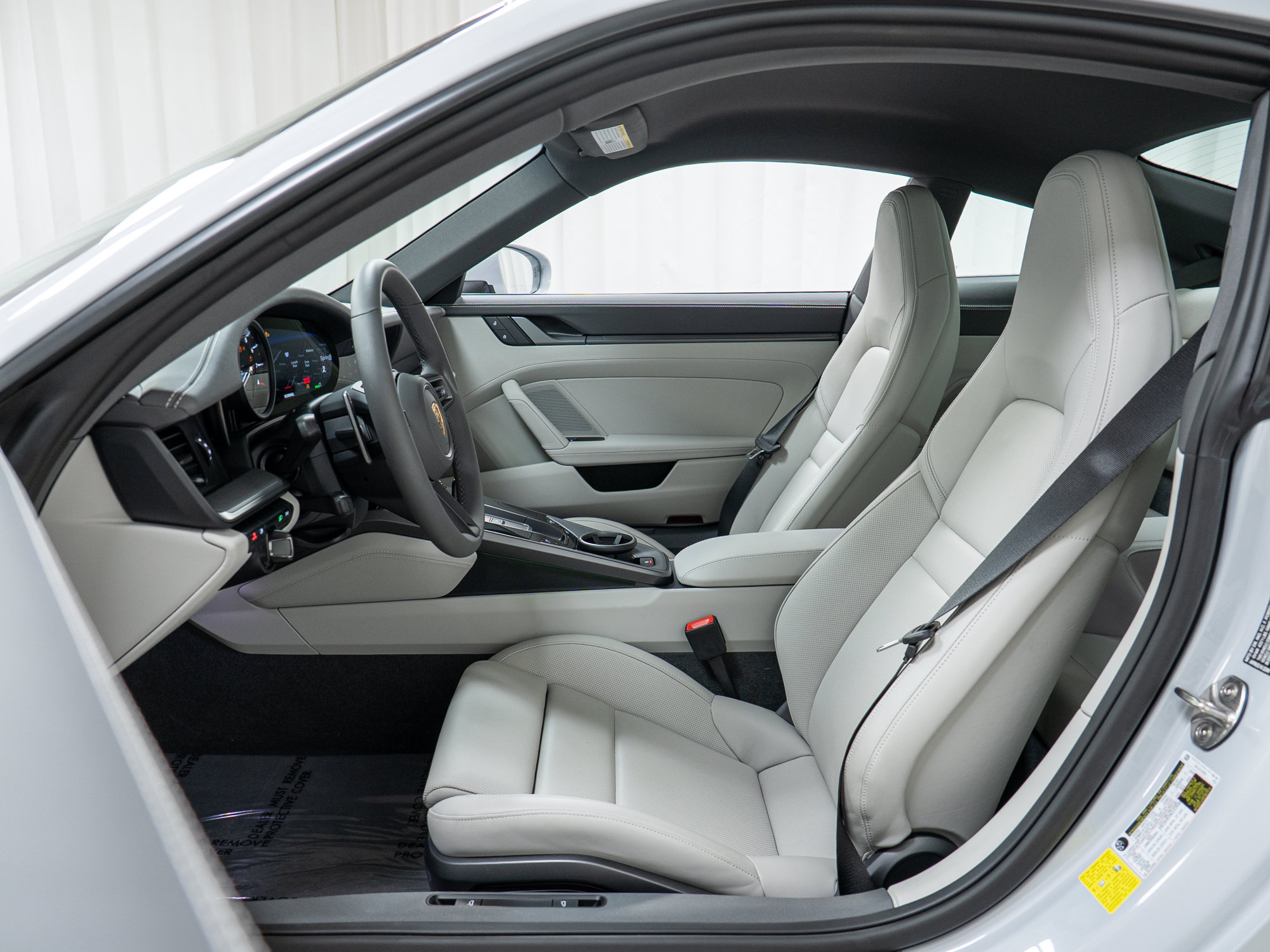 Certified 2024 Porsche 911 Carrera RWD image 19