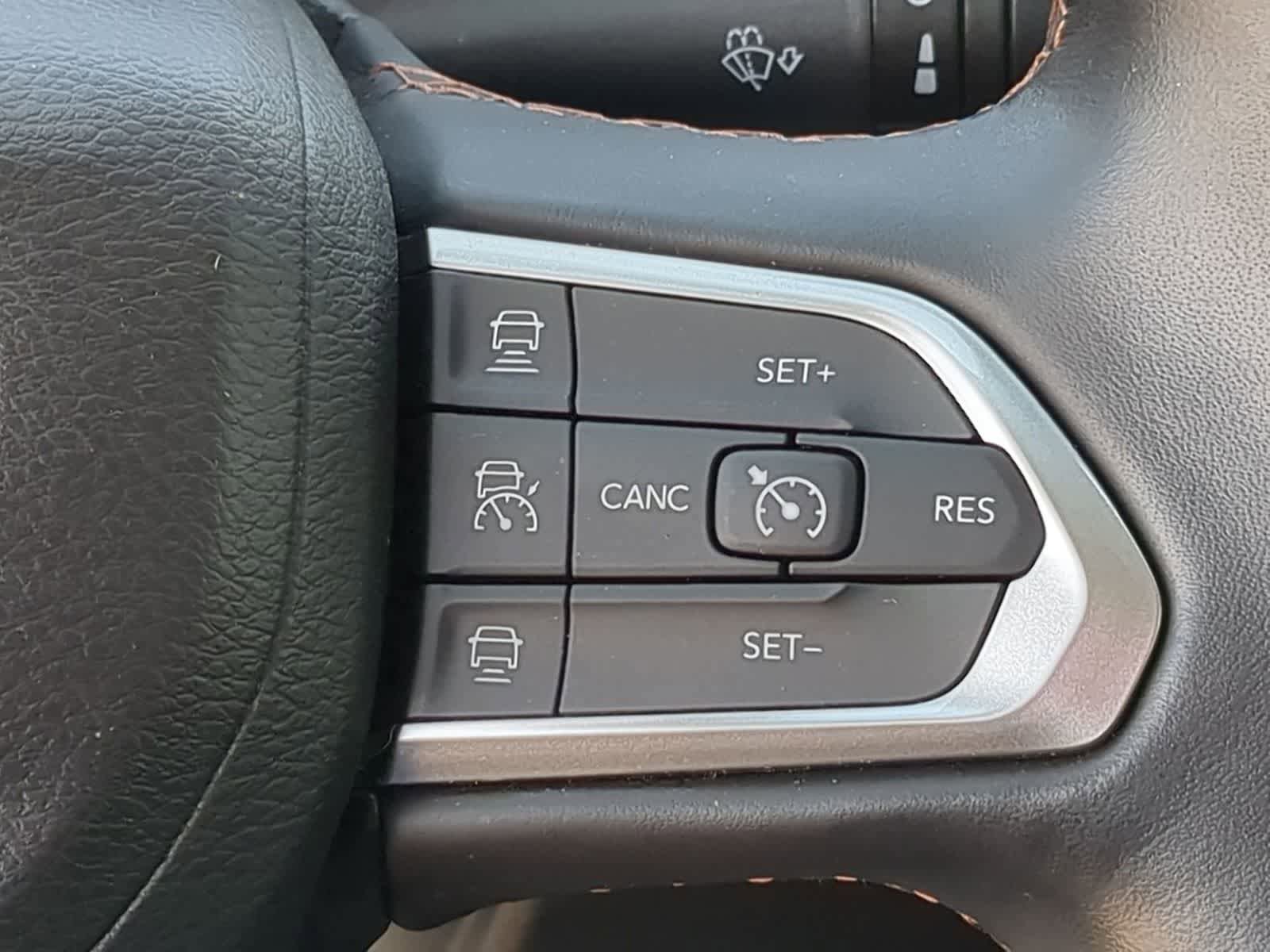 Used 2022 Jeep Compass Limited AWD/4WD image 24