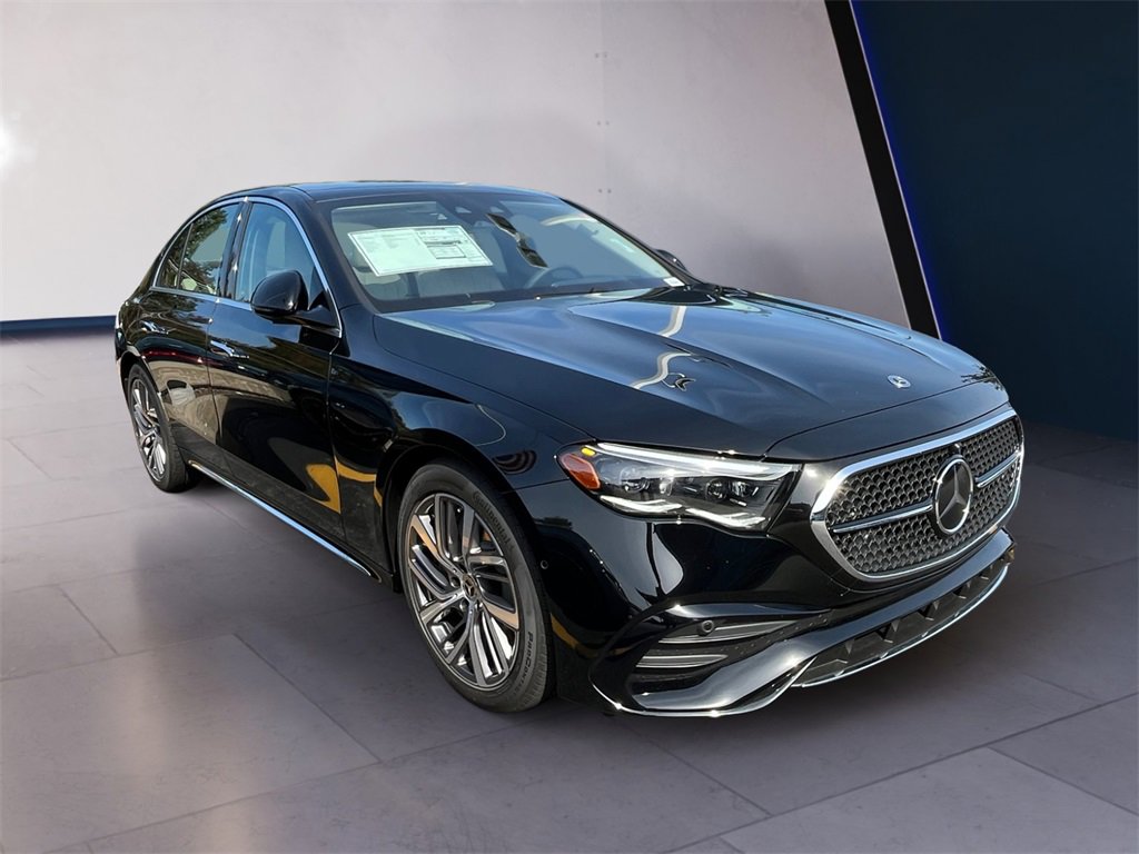 New 2026 Mercedes-Benz E 450 4MATIC Sedan image 4