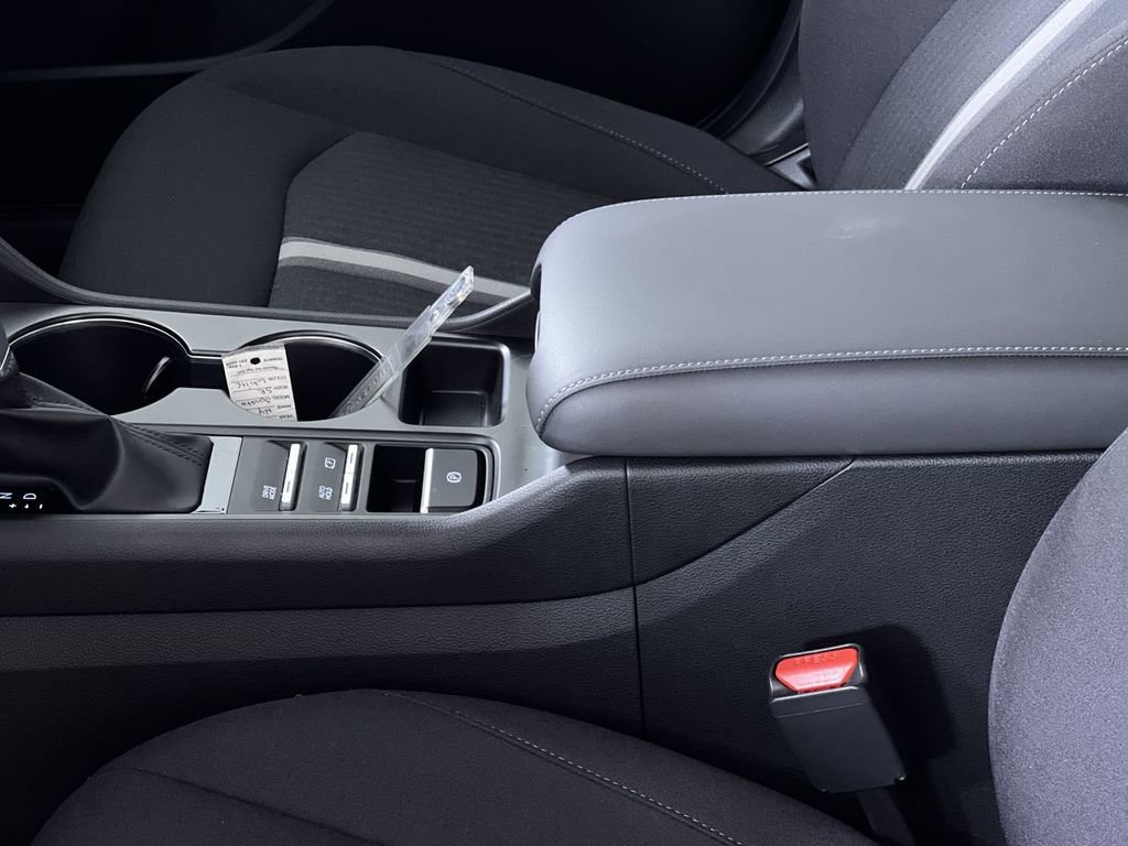 Used 2025 Hyundai Sonata SE image 23