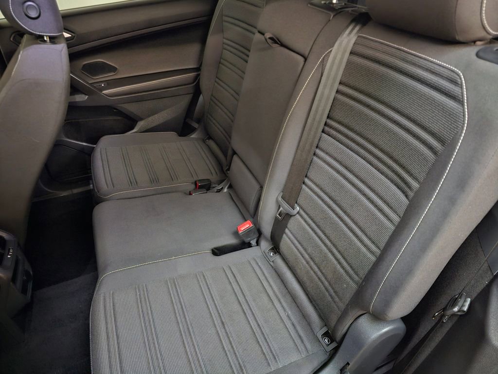 Used 2022 Volkswagen Tiguan S image 18