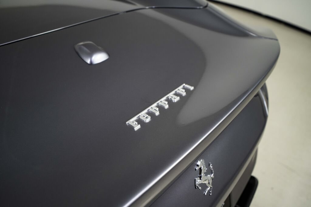 Used 2022 Ferrari 812 GTS RWD image 30