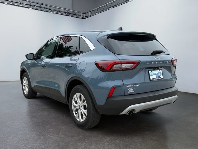 Used 2024 Ford Escape Active AWD/4WD image 3