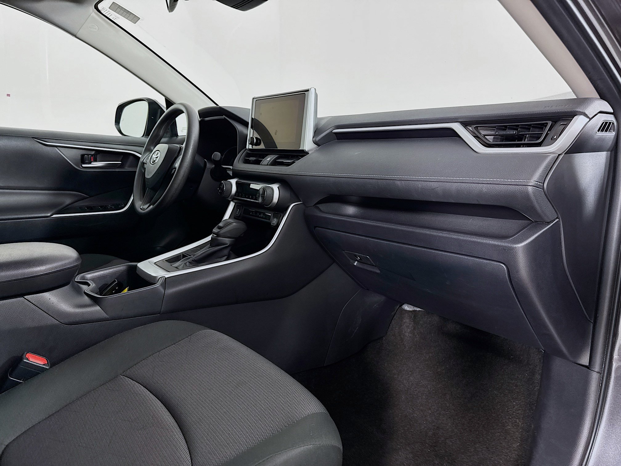 Certified 2025 Toyota RAV4 XLE AWD/4WD image 27