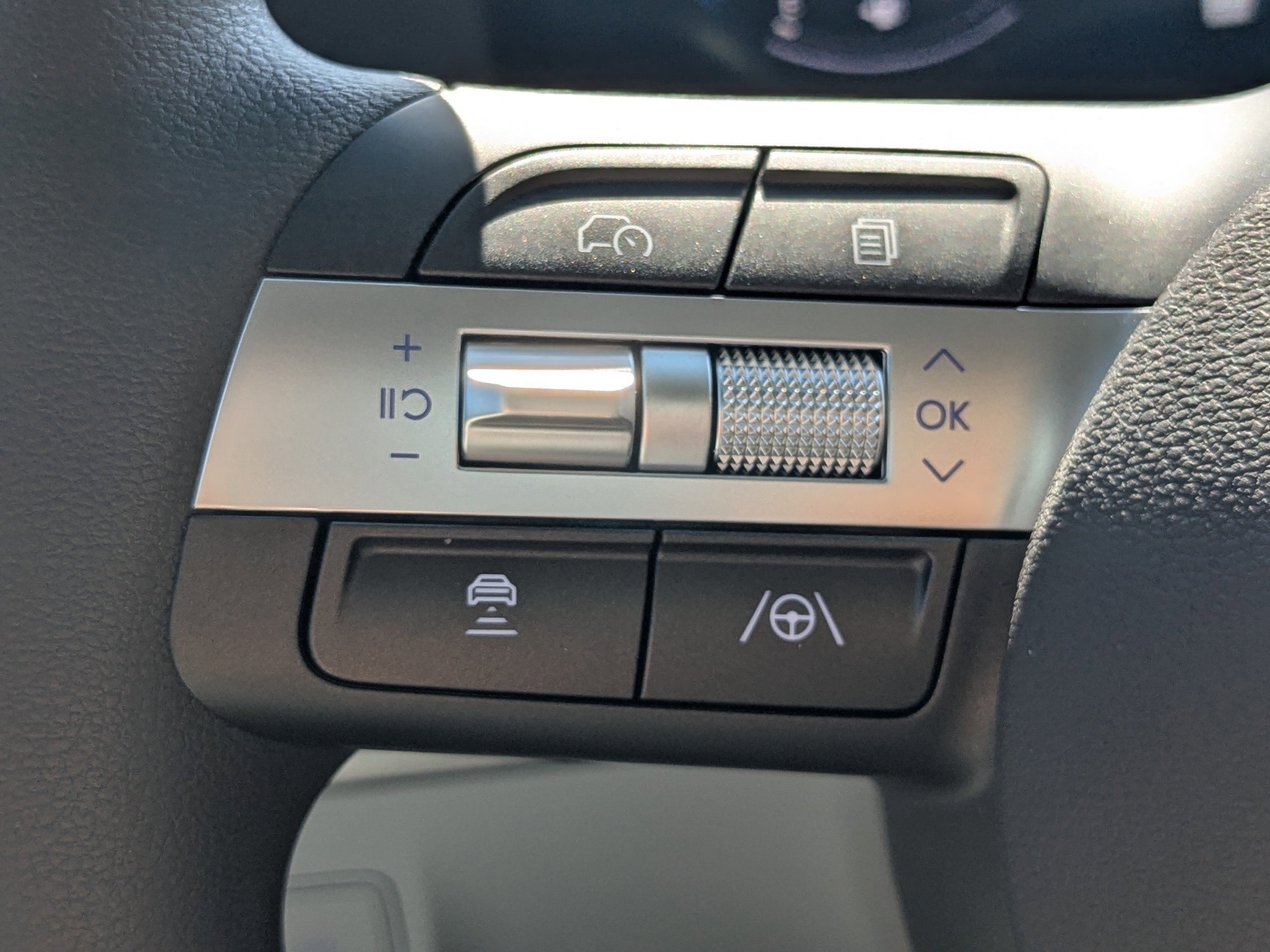 New 2026 Hyundai Kona SE image 33