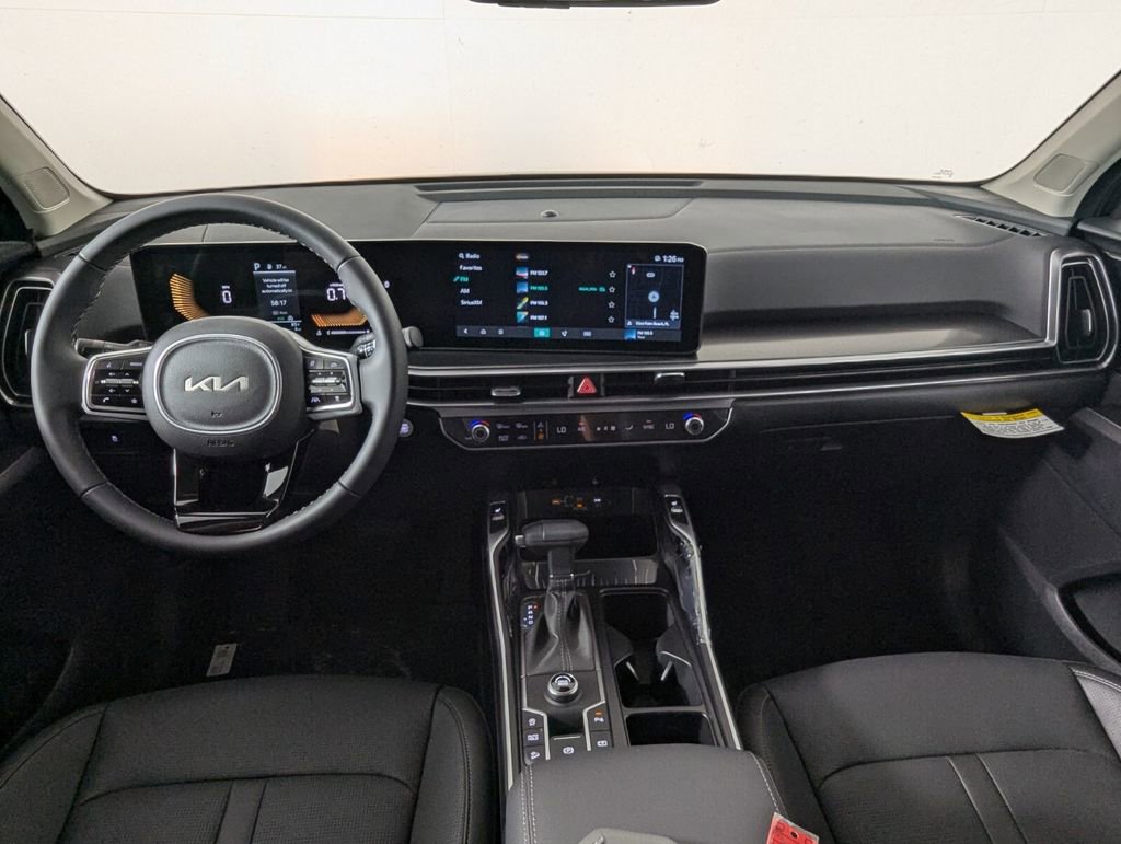 New 2025 Kia Sorento S w/ Panoramic Sunroof Package image 15