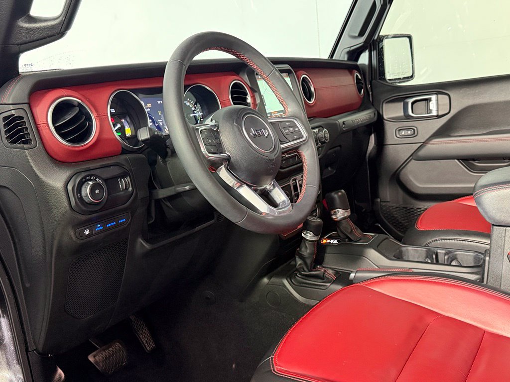 Used 2023 Jeep Wrangler Unlimited Rubicon 4xe AWD/4WD image 12