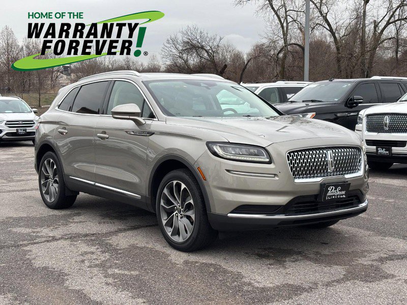 Certified 2023 Lincoln Nautilus Reserve image 1