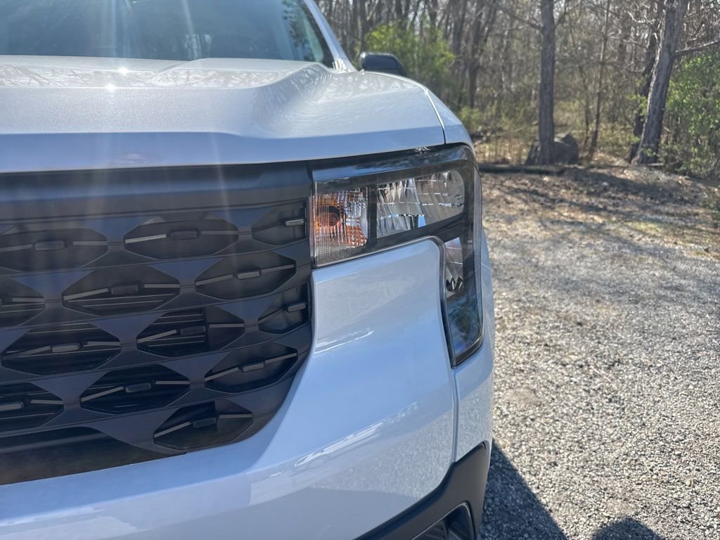 New 2026 Ford Maverick XLT image 3