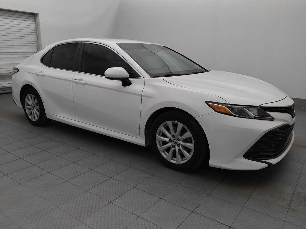Used 2019 Toyota Camry LE FWD image 11