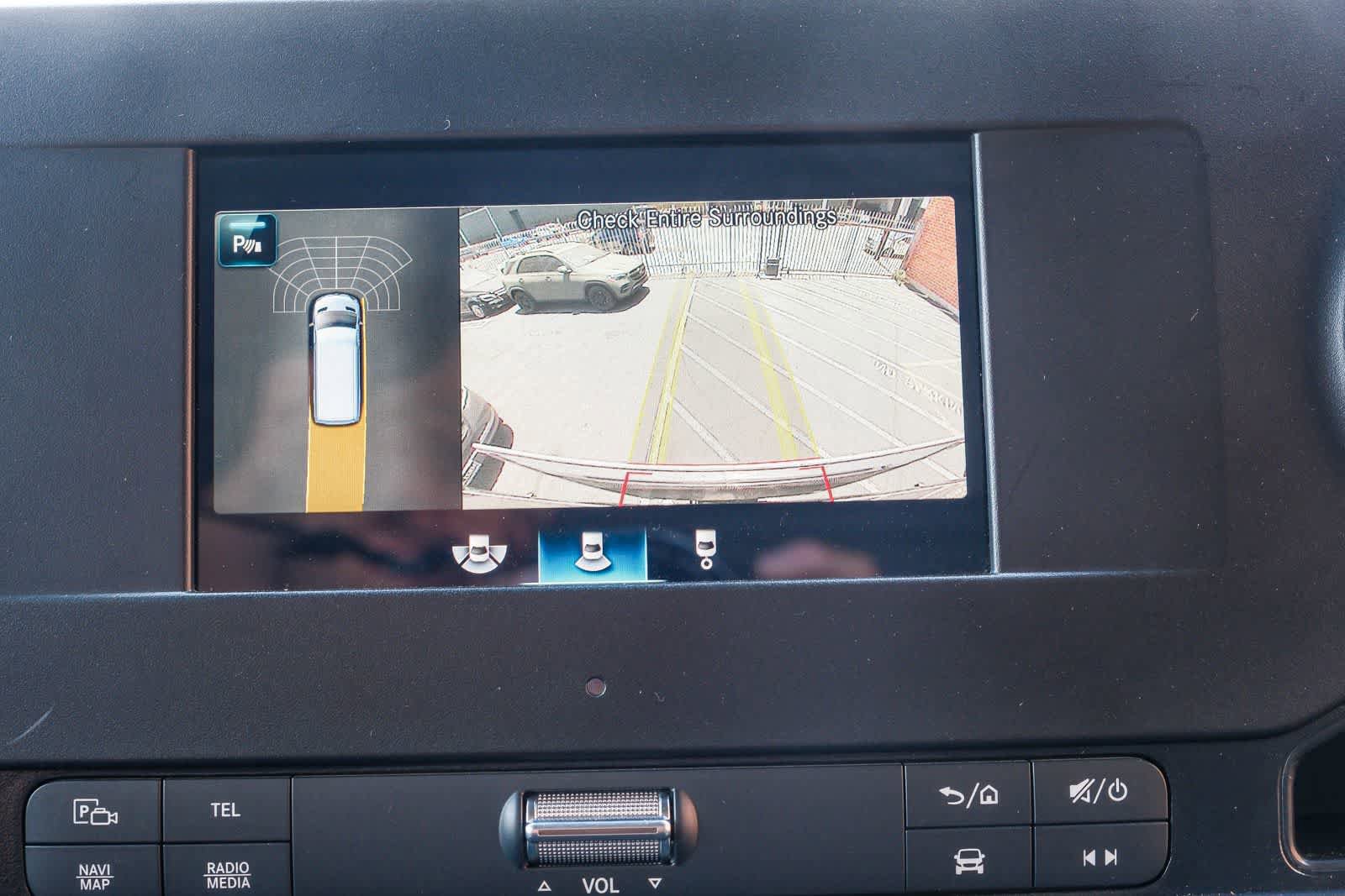 Used 2023 Mercedes-Benz Sprinter 4500 image 24