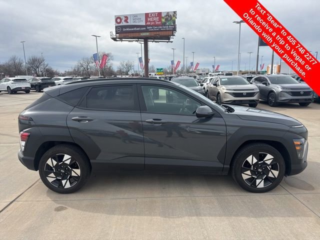 Used 2025 Hyundai Kona SEL image 6