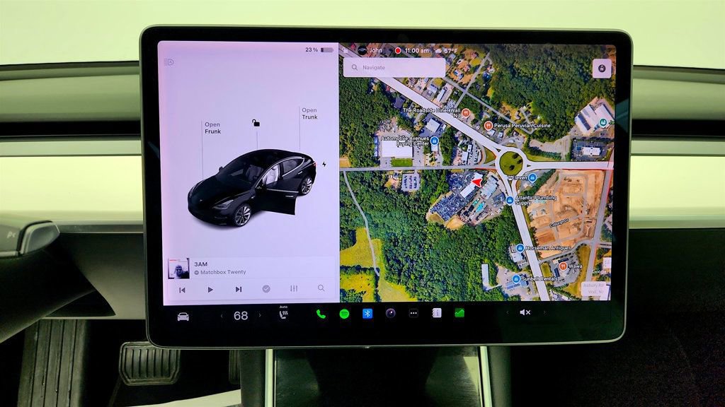 Used 2018 Tesla Model 3 Mid Range image 22