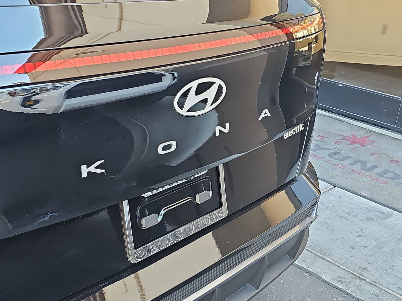 Certified 2025 Hyundai Kona N Line FWD image 11