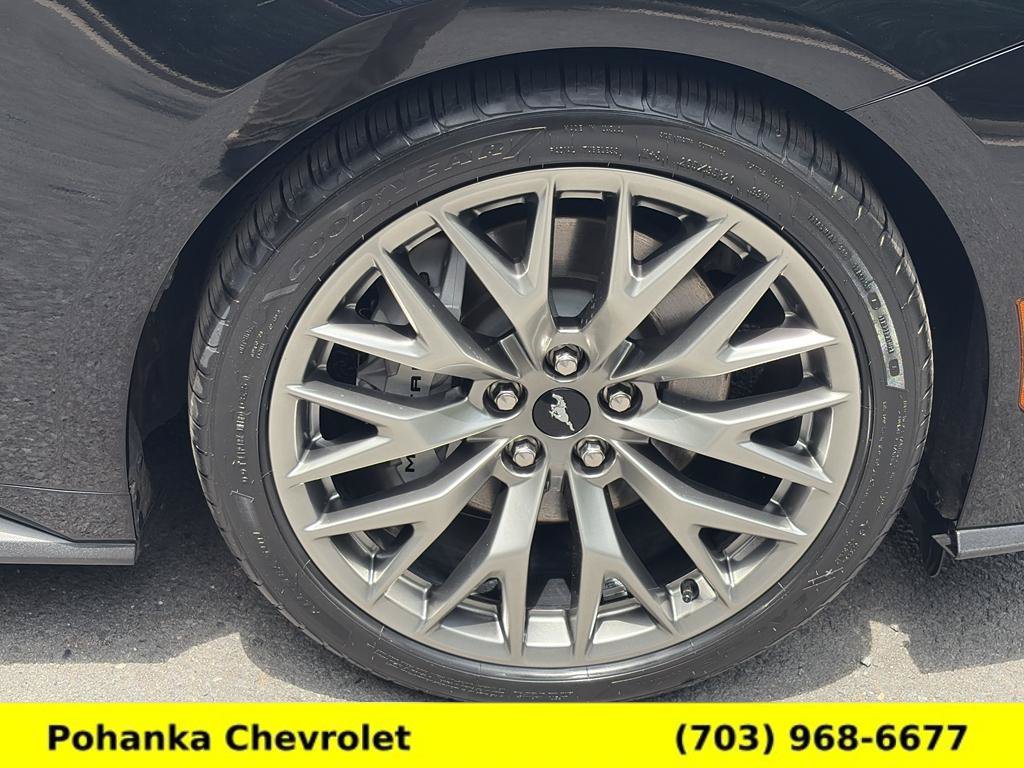 Used 2025 Ford Mustang GT Premium RWD image 30
