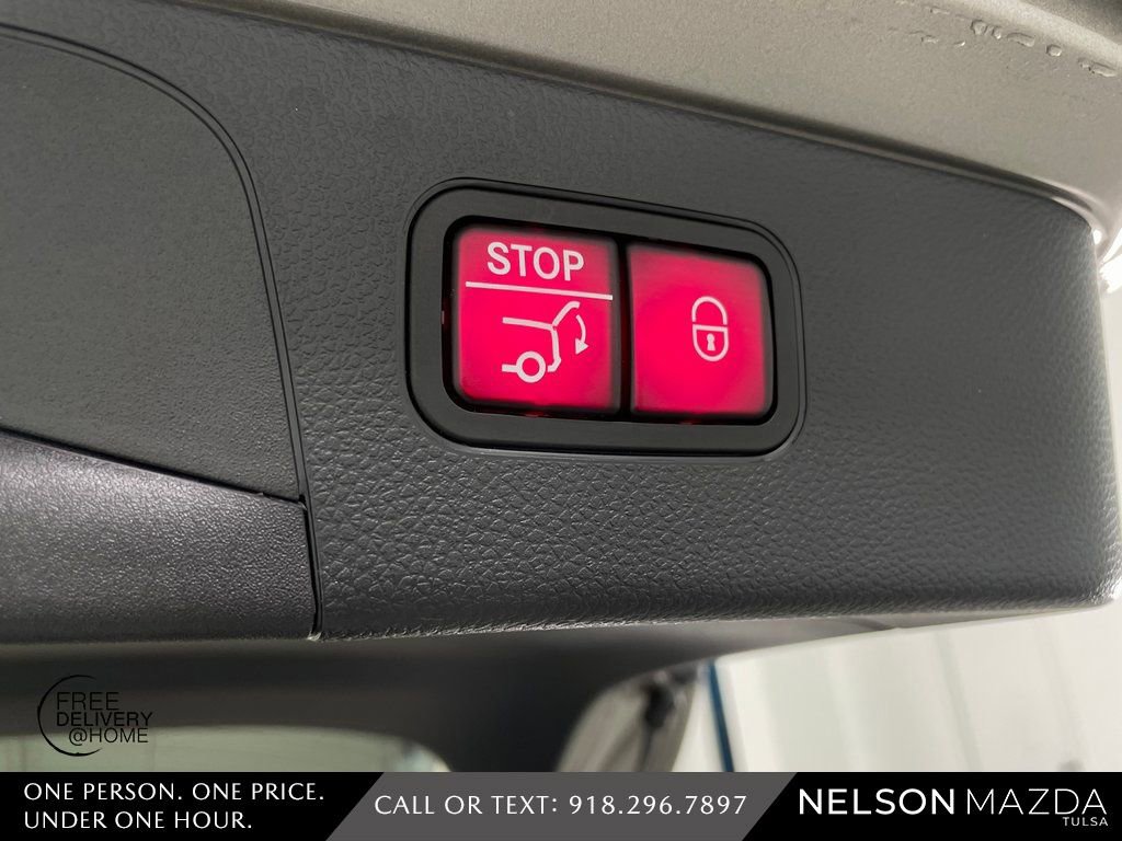 Used 2022 Mercedes-Benz GLC 300 4MATIC image 36