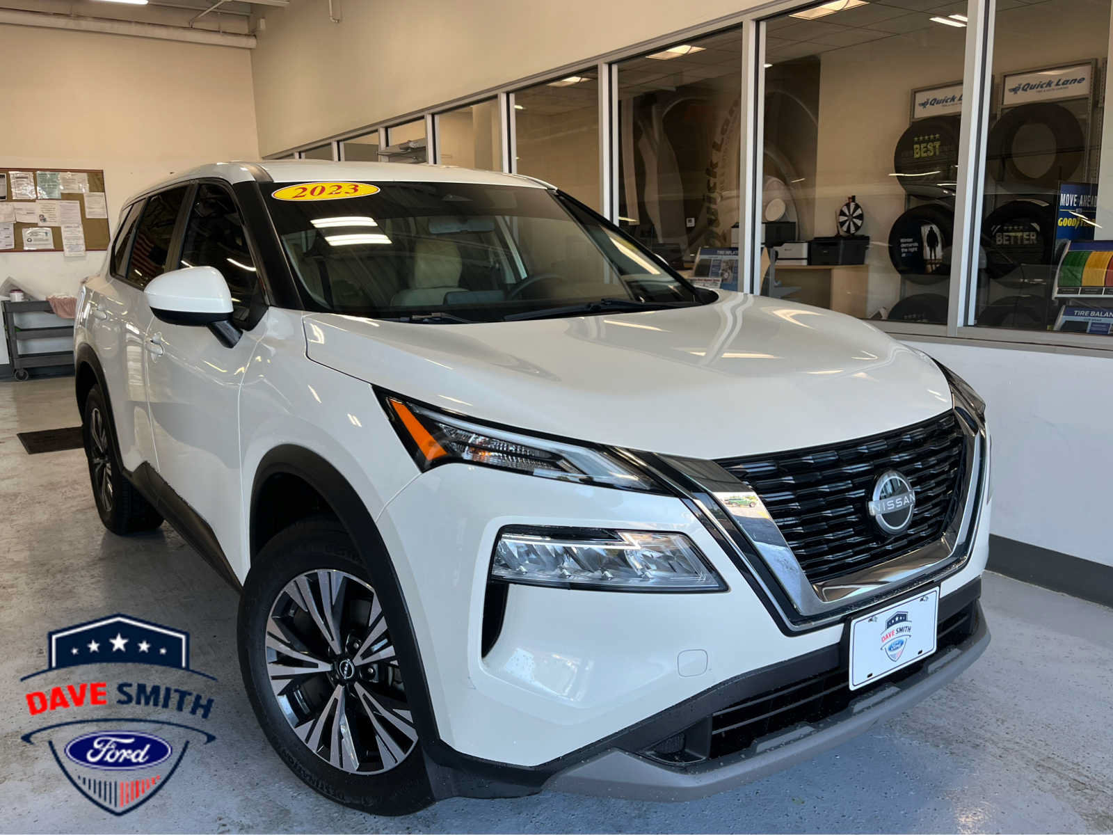 Used 2023 Nissan Rogue SV