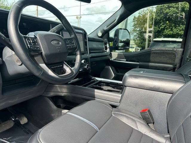 Used 2025 Ford F350 Platinum w/ FX4 Off-Road Package AWD/4WD image 22
