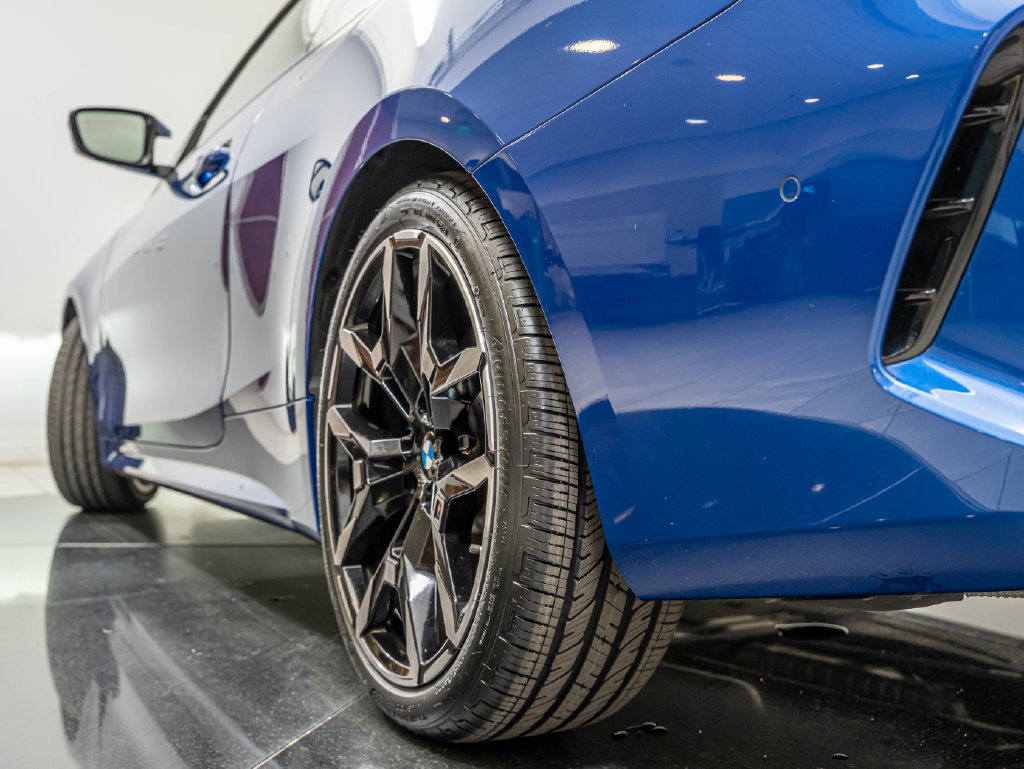 Used 2026 BMW M440i Coupe RWD image 47