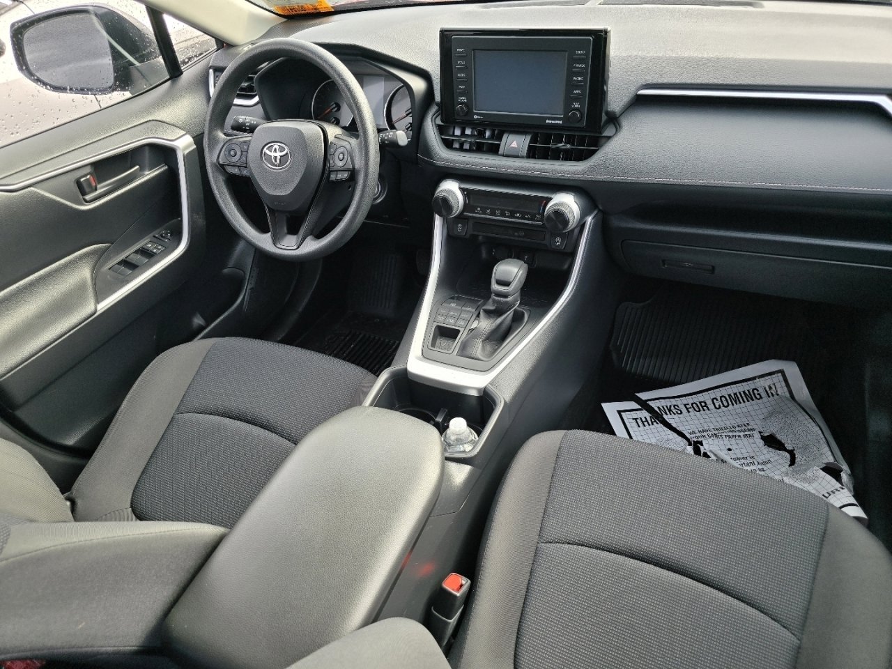 Used 2022 Toyota RAV4 LE image 15