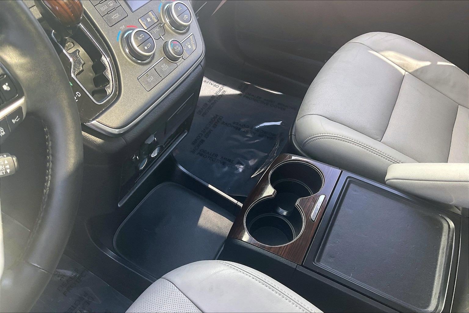 Used 2019 Toyota Sienna Limited Premium FWD image 22