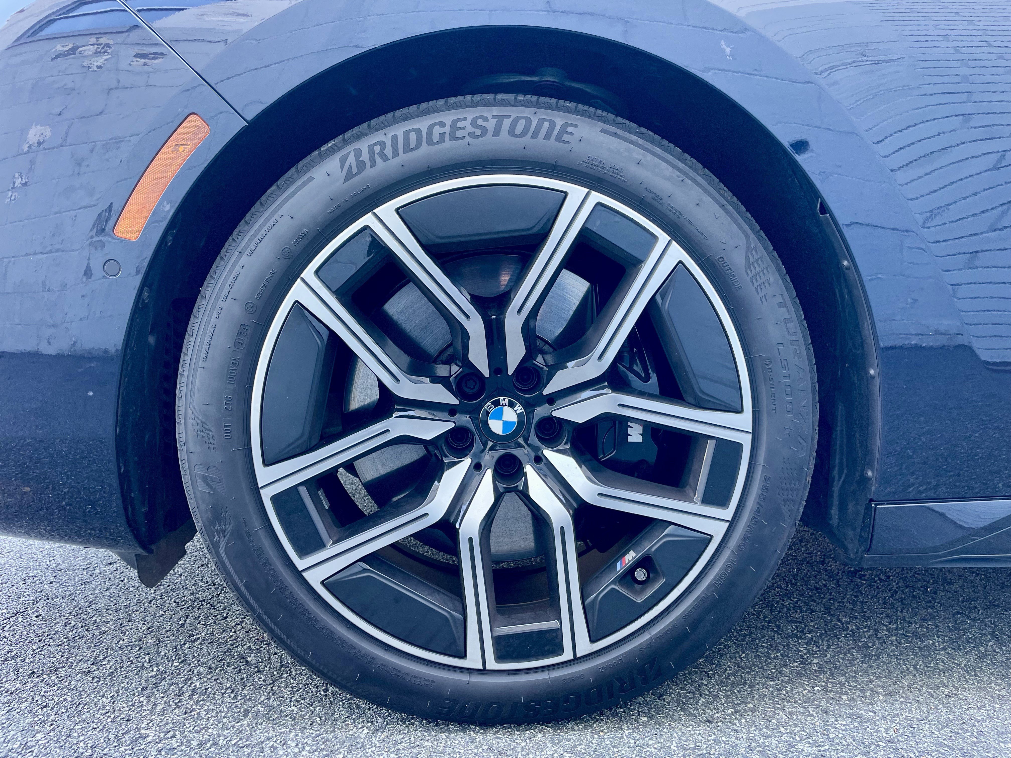 Used 2025 BMW 740i xDrive image 9