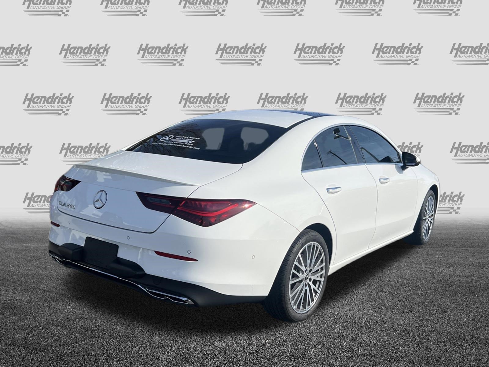 Used 2025 Mercedes-Benz CLA 250 image 10