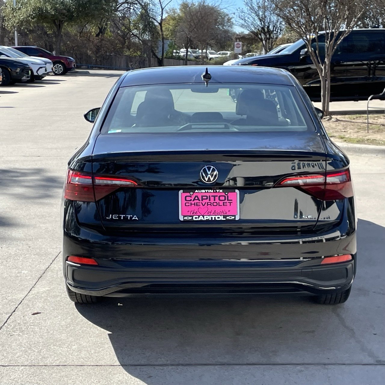 Used 2024 Volkswagen Jetta SE image 5