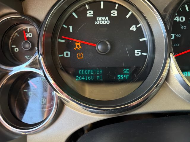 Used 2012 Chevrolet Silverado 2500 LT w/ Interior Plus Package AWD/4WD image 29