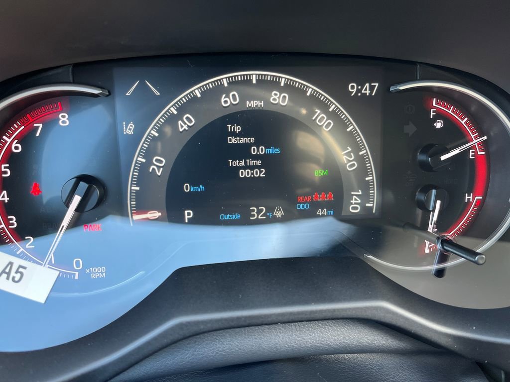 New 2025 Toyota RAV4 XLE image 16