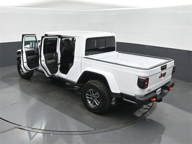 New 2025 Jeep Gladiator Mojave image 44
