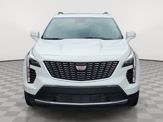 Certified 2023 Cadillac XT4 Premium Luxury w/ Cold Weather Package image 2