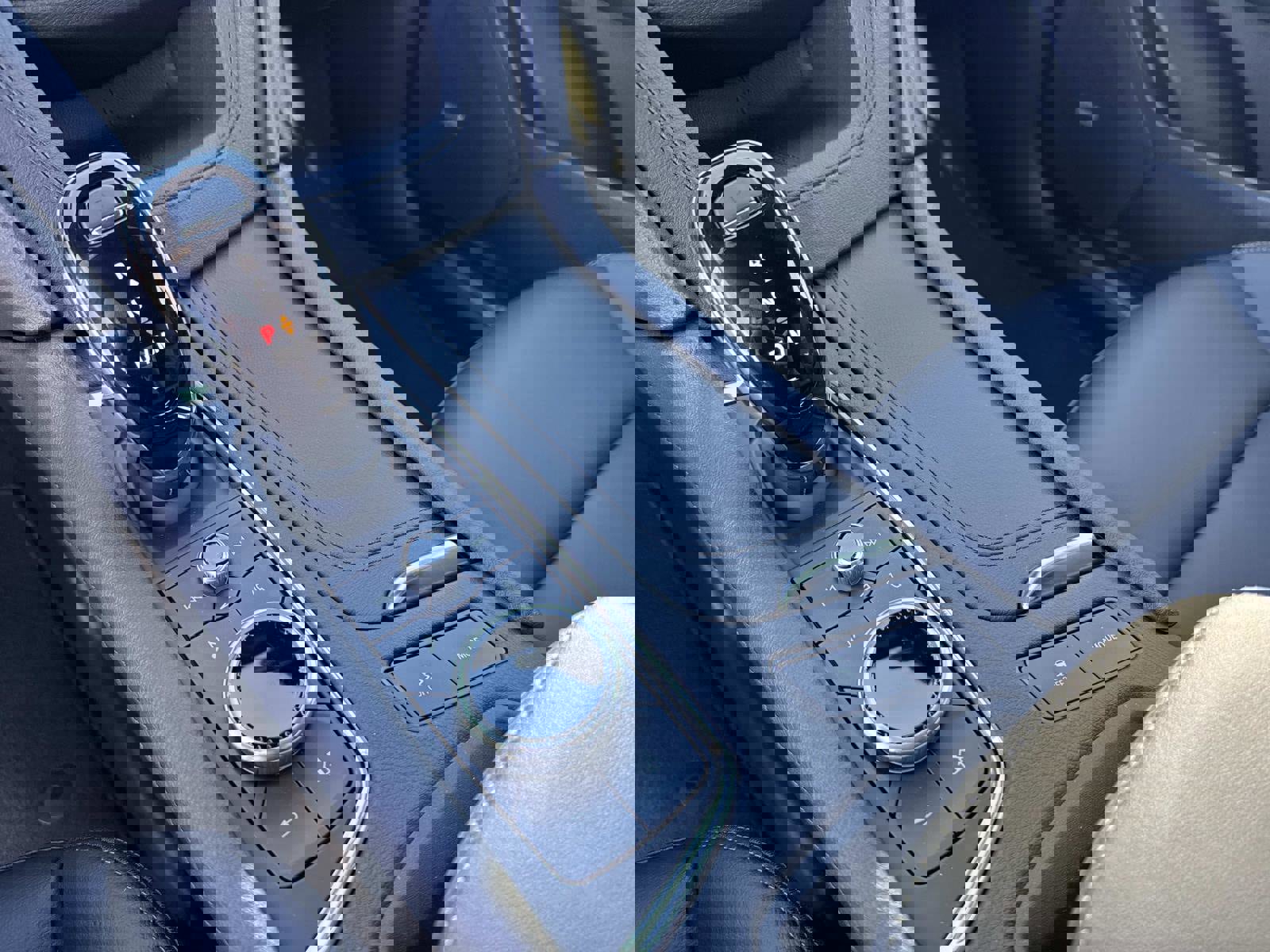 New 2026 Cadillac XT5 Luxury image 26