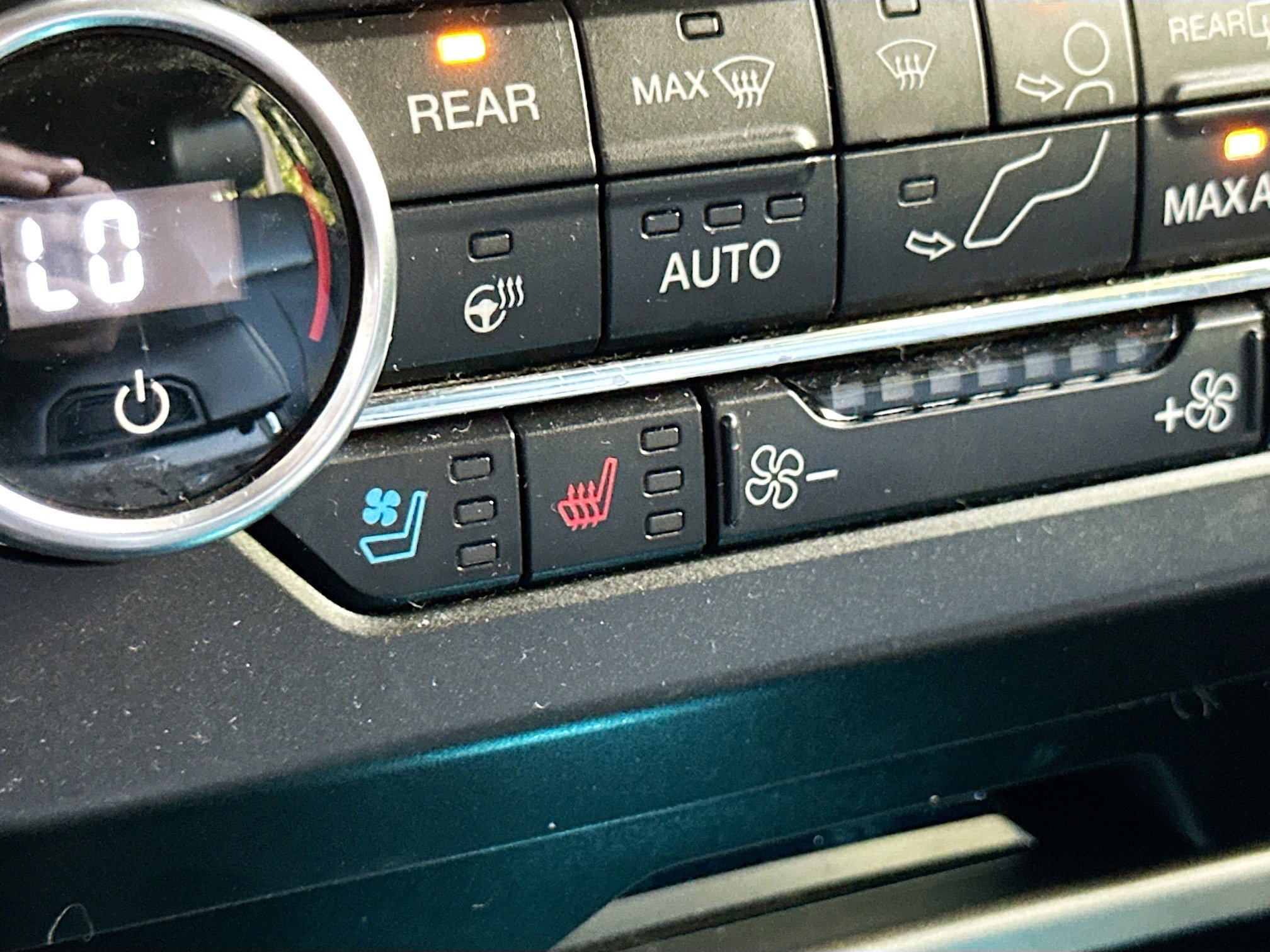 Used 2020 Ford Expedition XLT w/ Equipment Group 202A RWD image 20