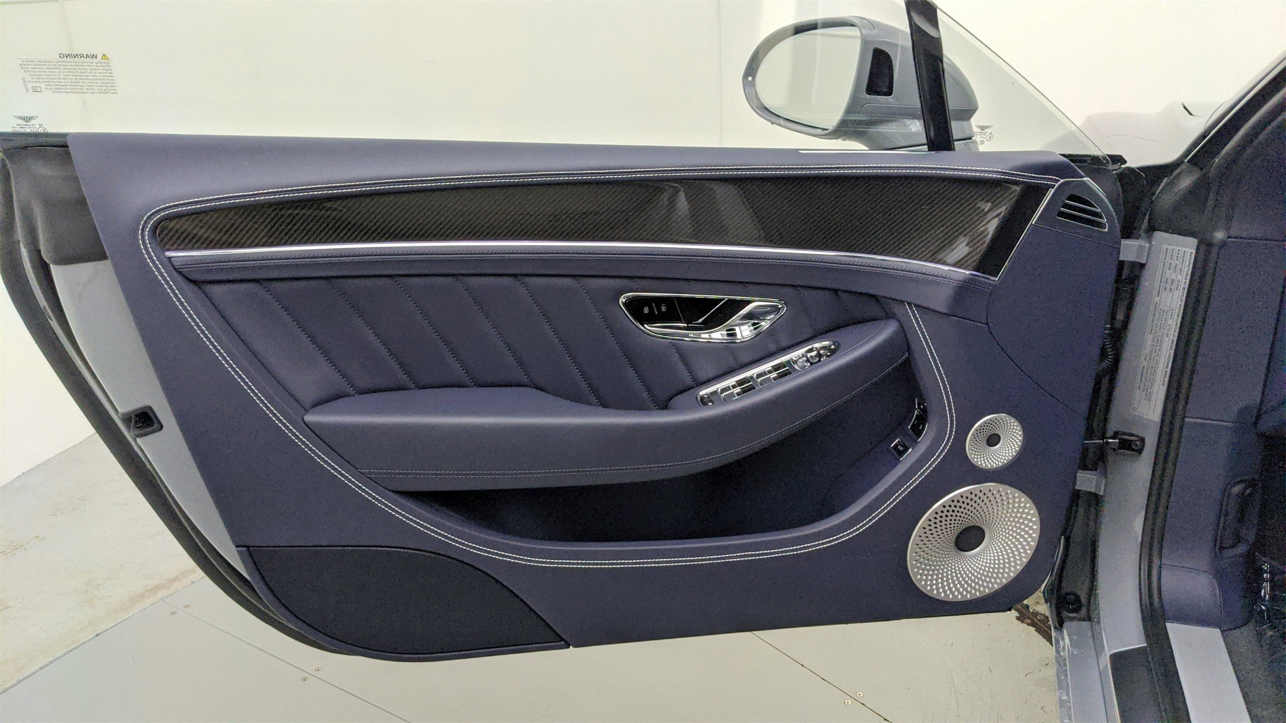 Used 2024 Bentley Continental GT V8 image 22