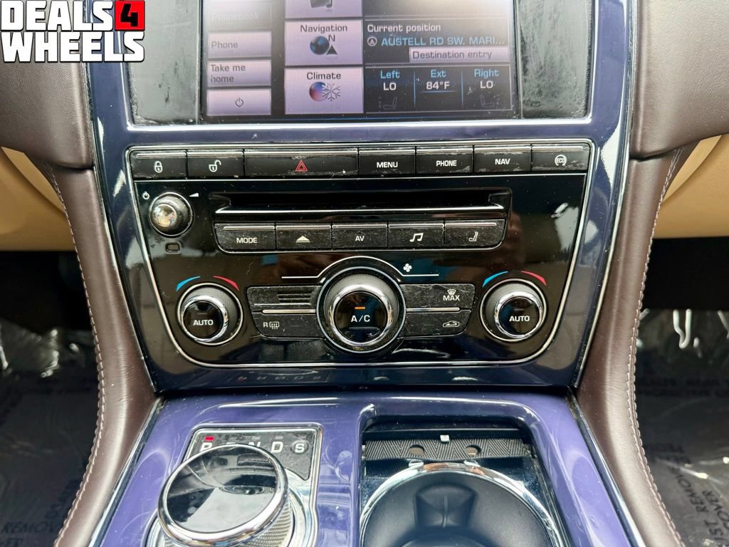 Used 2013 Jaguar XJ L Portfolio AWD/4WD image 19