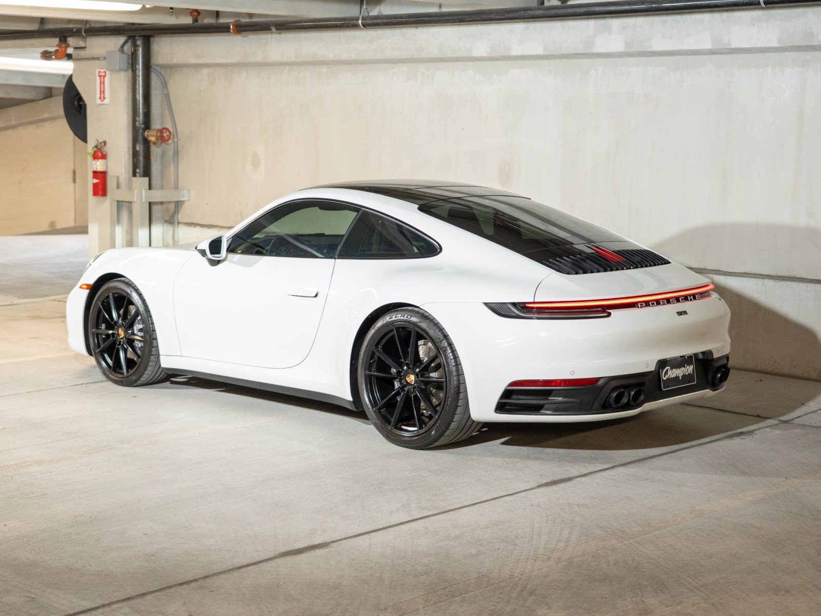 Certified 2024 Porsche 911 Carrera RWD image 3