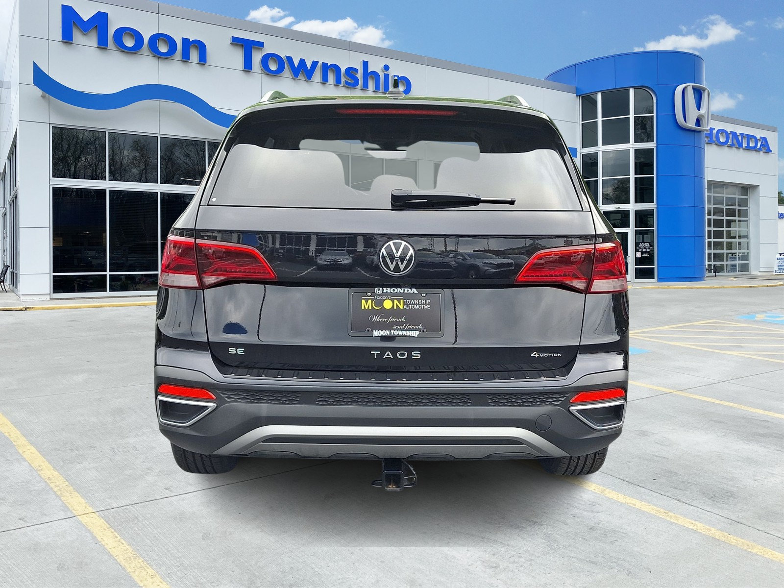 Used 2024 Volkswagen Taos SE AWD/4WD image 5