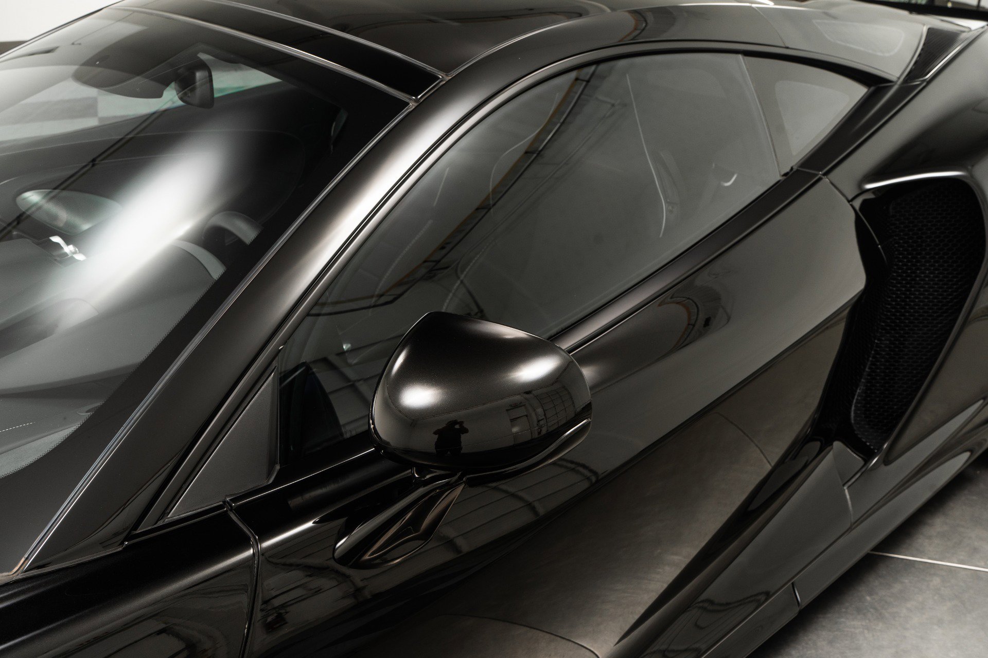 Used 2022 McLaren GT image 32