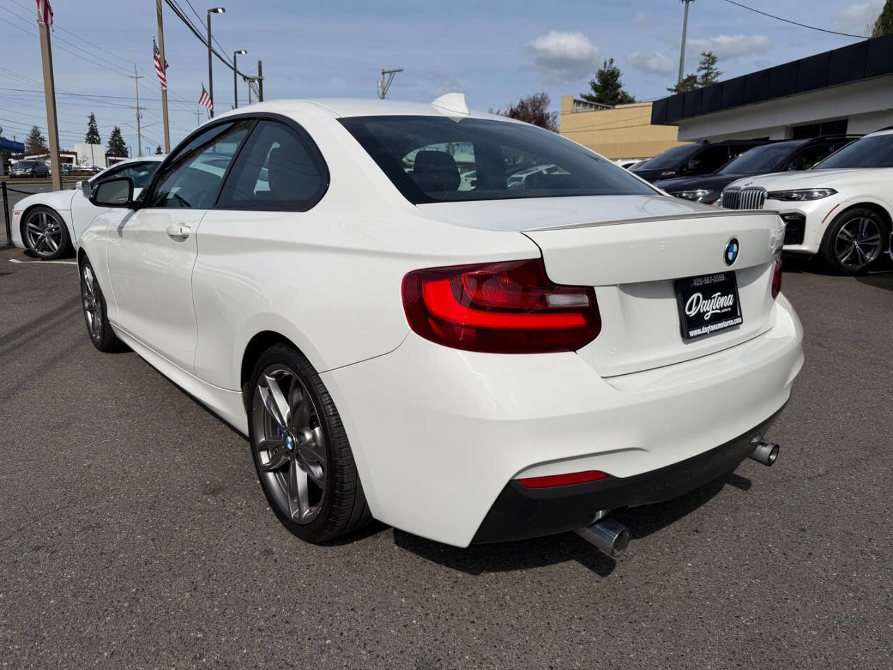 Used 2016 BMW M235i Coupe image 5