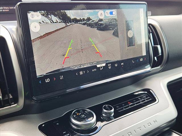 New 2026 Ford Expedition Active RWD image 13
