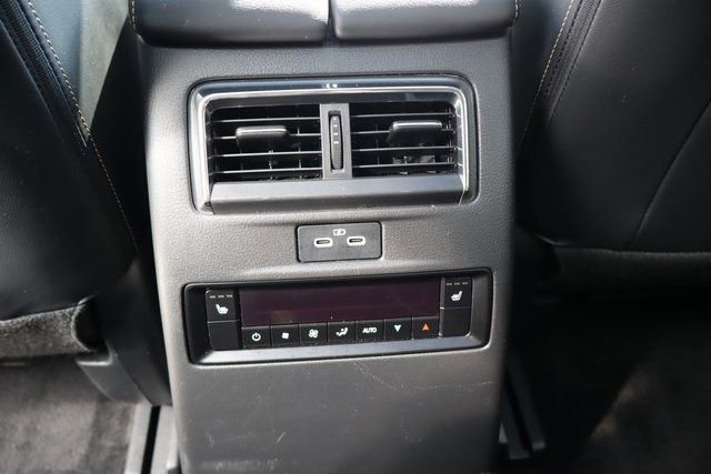 Used 2024 MAZDA CX-90 Plug-In Hybrid w/ Premium Plus image 17