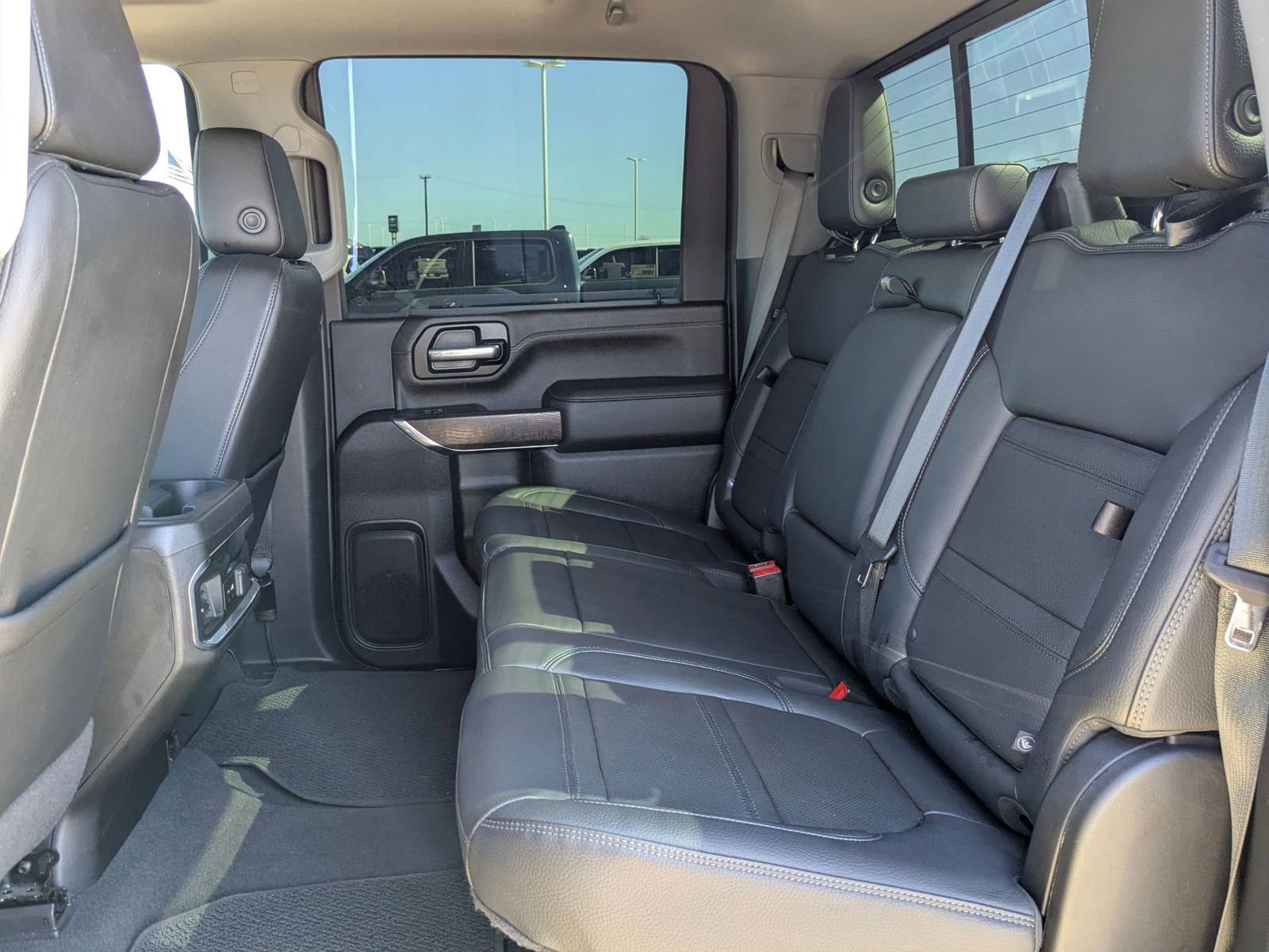 Used 2022 GMC Sierra 3500 Denali image 26