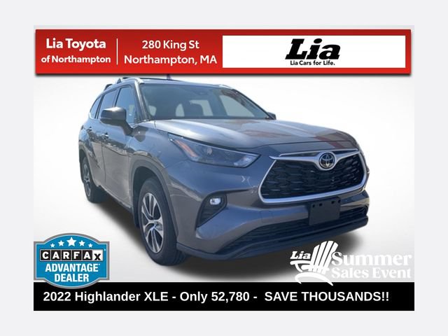 Used 2022 Toyota Highlander XLE AWD/4WD image 1