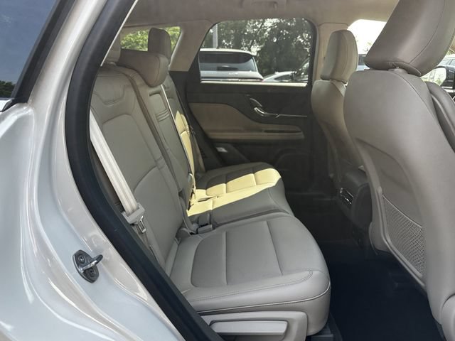 Certified 2024 Lincoln Corsair AWD w/ Equipment Group 101A image 37