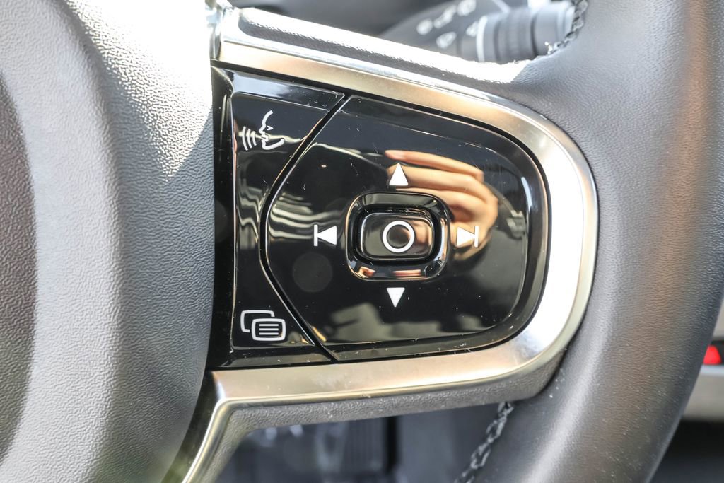 Used 2023 Volvo XC90 T8 Ultimate image 22