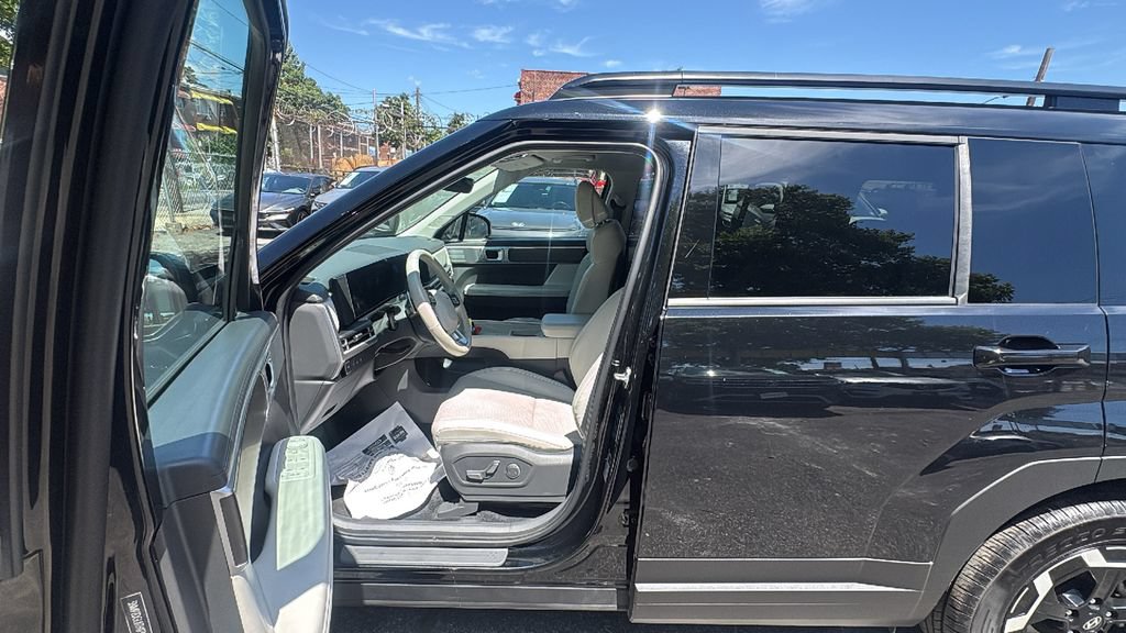 Used 2026 Hyundai Santa Fe SEL AWD/4WD image 12