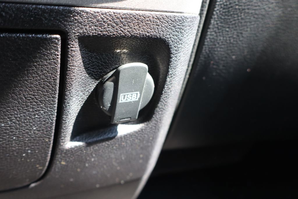 Used 2015 RAM 1500 Express image 15