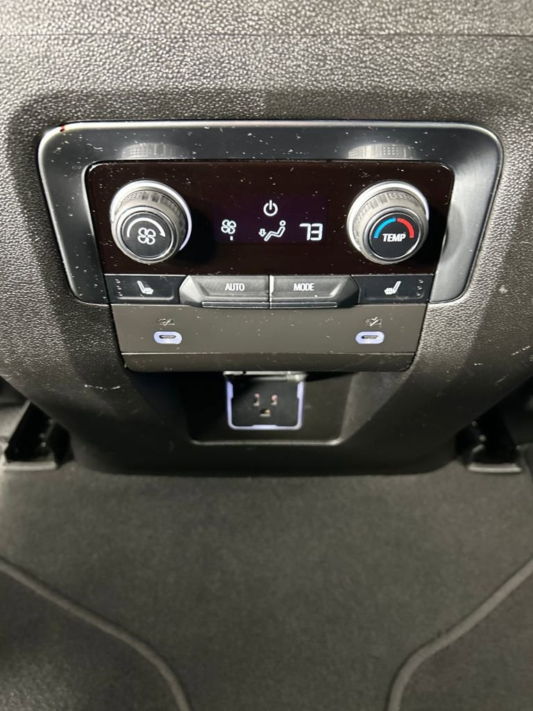 Used 2022 Chevrolet Tahoe RST w/ Luxury Package image 26