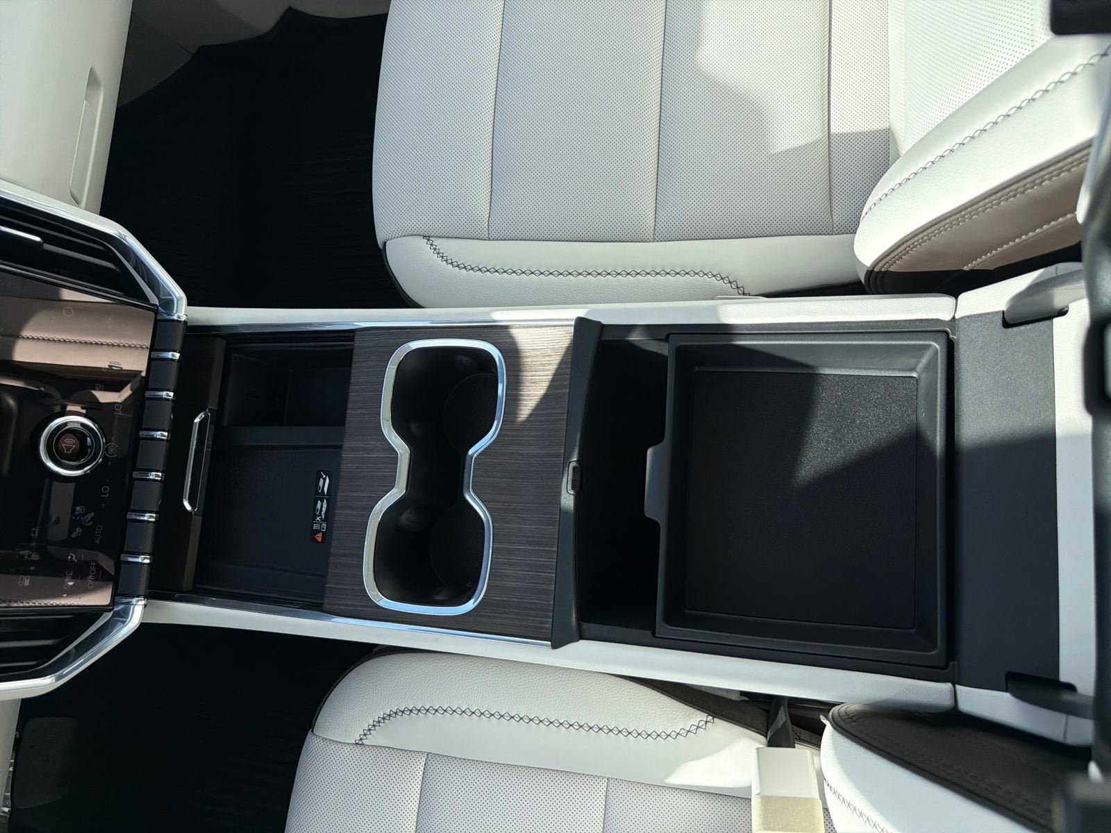 New 2026 GMC Acadia Denali image 30